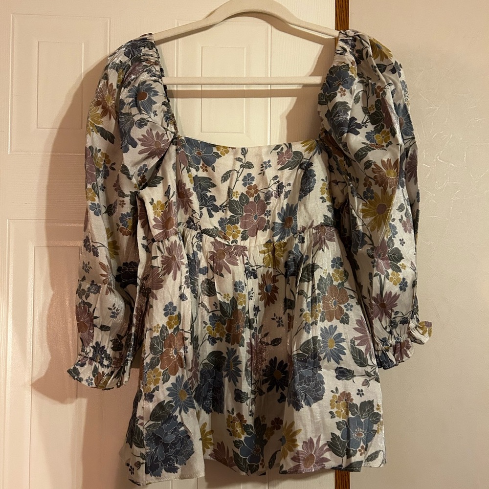 Storia Floral Print Puff Sleeve Blouse